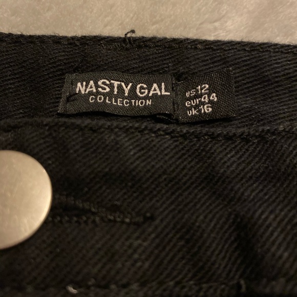 Plus High Waisted Distressed Skirt - Picture 3 of 4